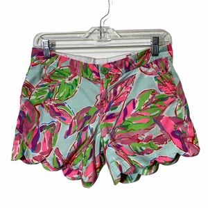 Lilly Pulitzer The Buttercup Shorts floral leaf print scallop hem size 0
